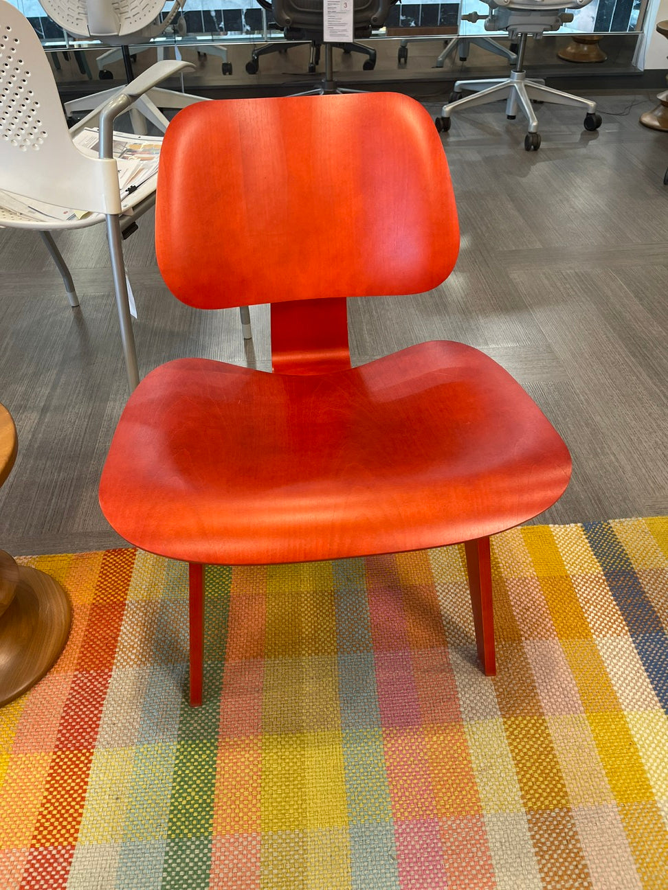 Side Chairs - Red - Eames - Plywood