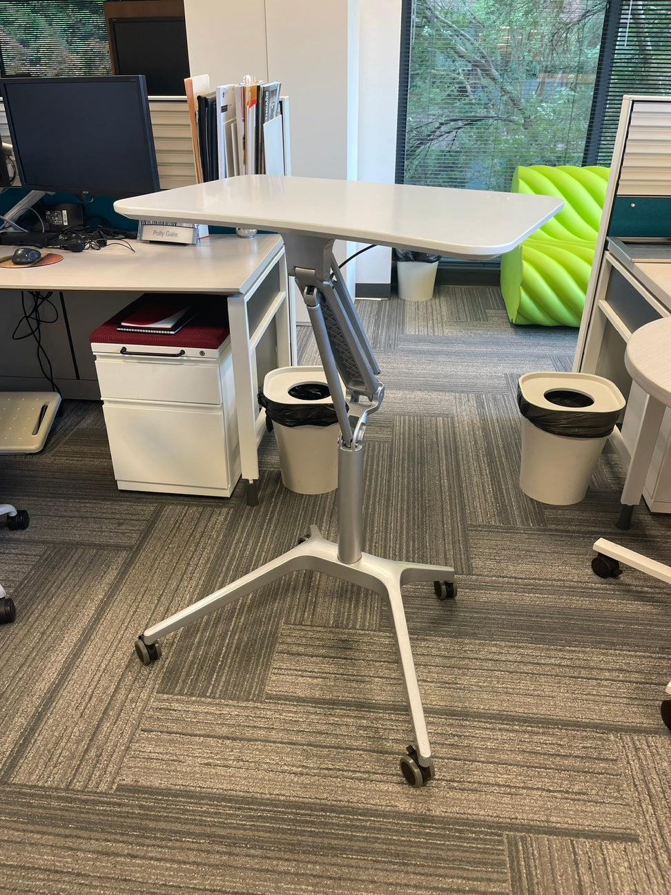 Side table Sit to stand - Manual - white/silver