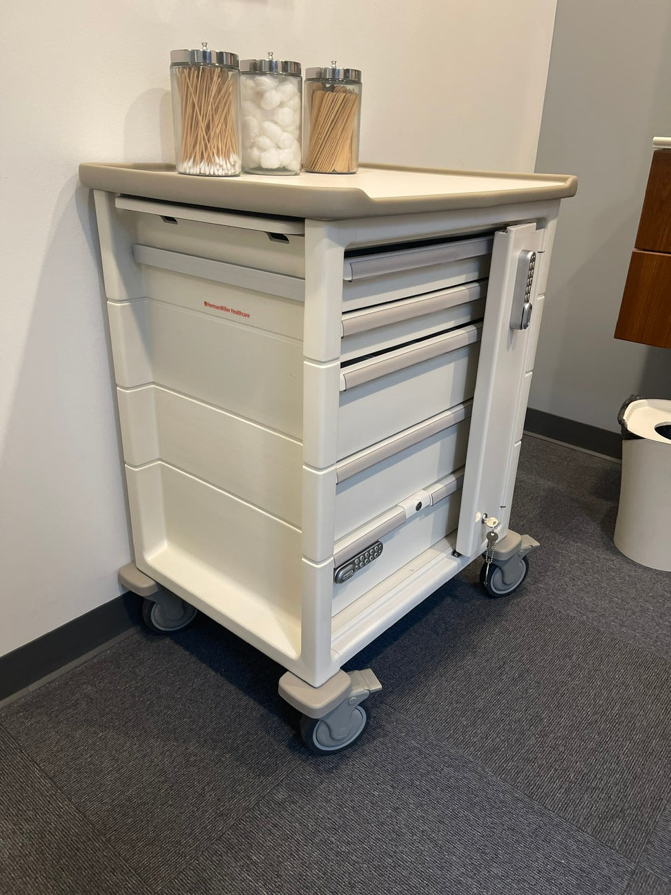 Cabinet - Herman Miller Healthcare Supply Cabinet on wheels w/locking (27inL x 211/2in W x 36in H)